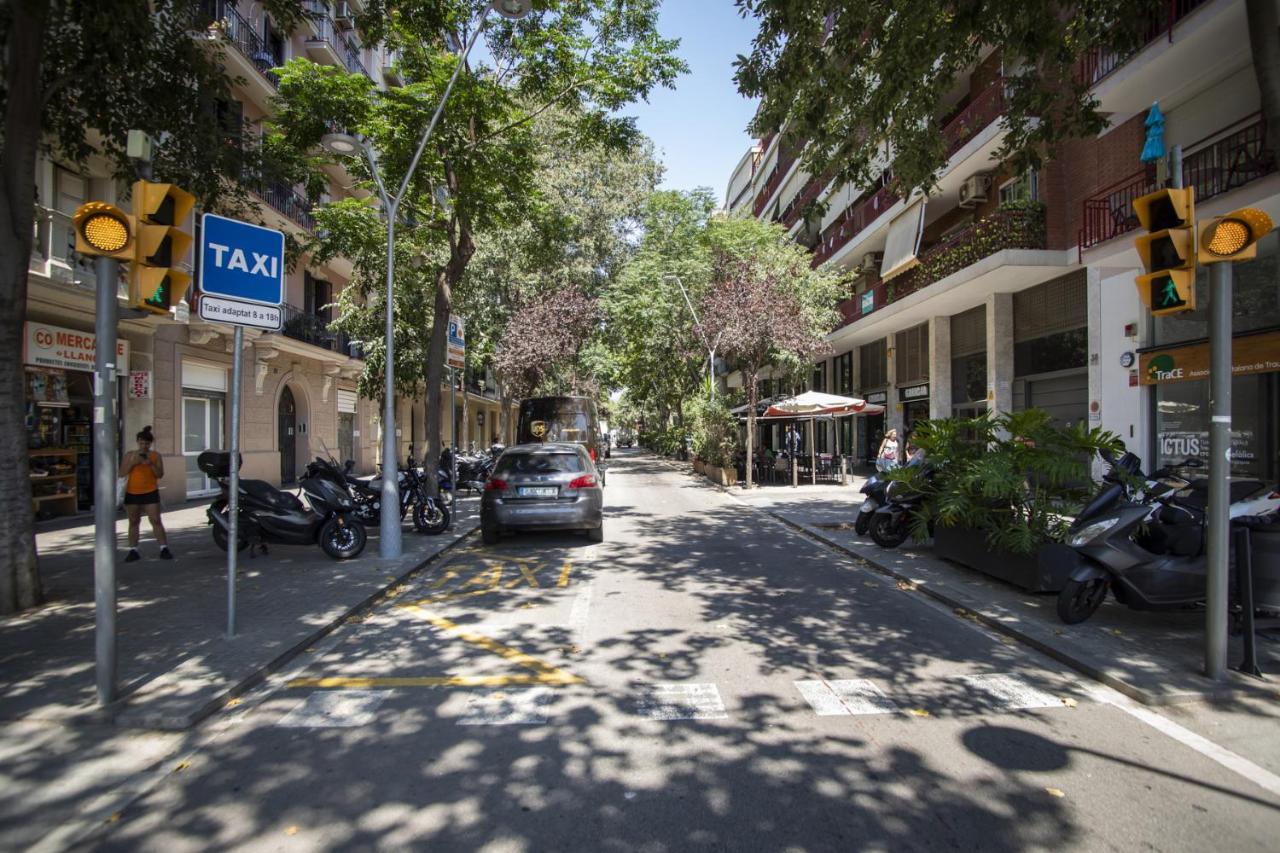 11llan345 Spacious In Plaza Espanya Apartment *